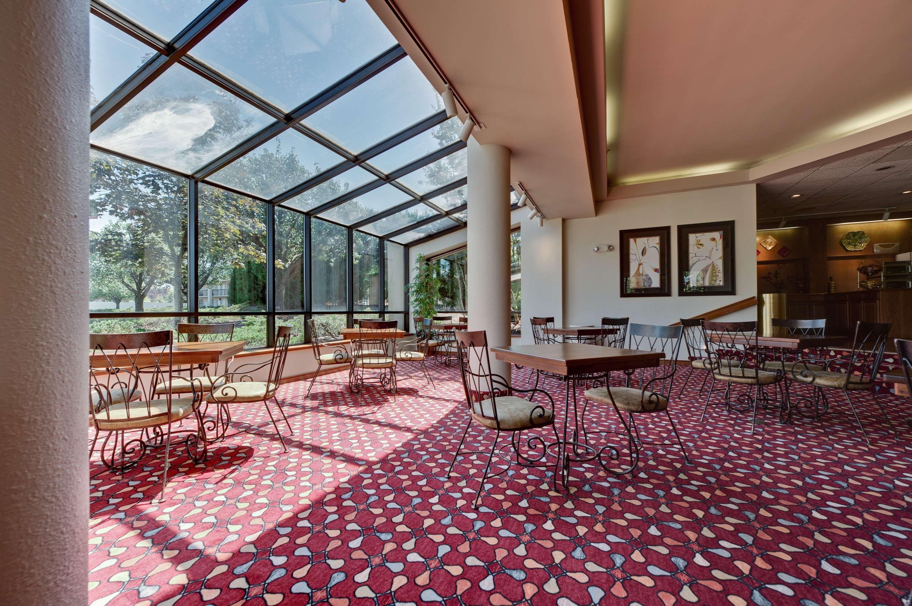Best Western Hickory Interior photo
